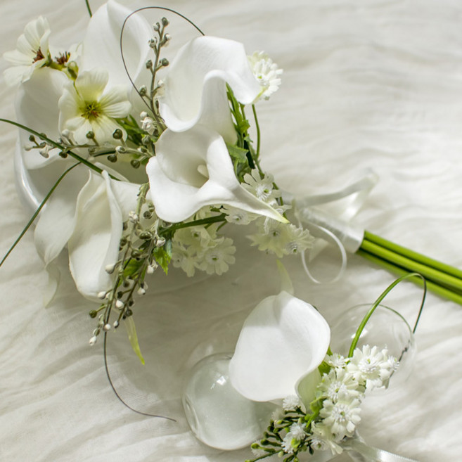 둔떼 카라 조화 부케 (부토니에 포함), 1개