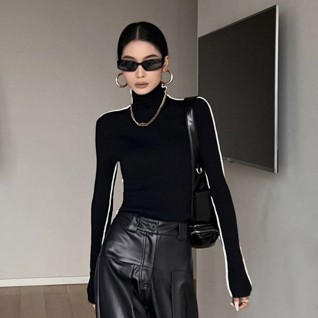 Skyciky 여성 하이넥 워머넥 배색 디자인 니트 스웨터 슬림핏 이너탑 DD3698