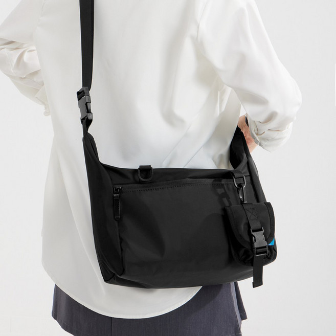 아롬 남녀공용 캐주얼 크로스백 호보백 +보조파우치