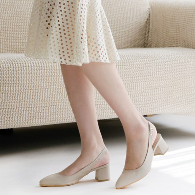 가이아슈 피미아 스틸레토 슬링백 5cm