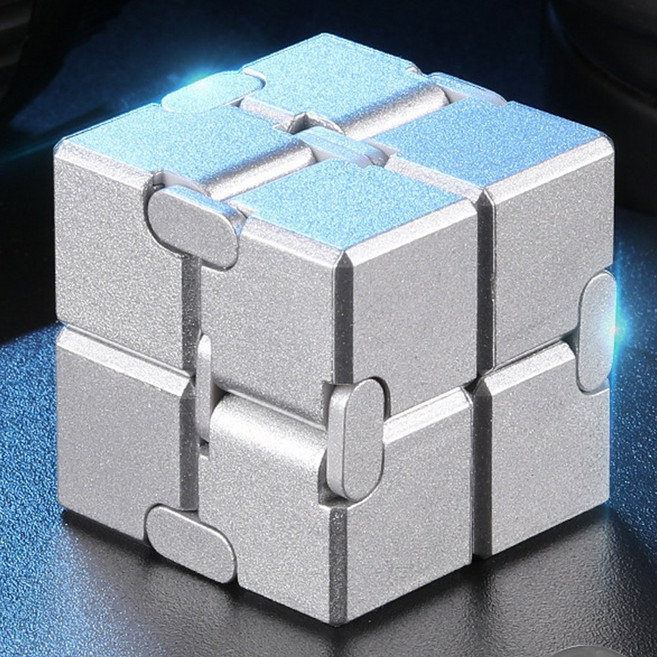 시우리빙 휴대용 인피니티 퍼즐 루빅스 큐브, 실버, 1개