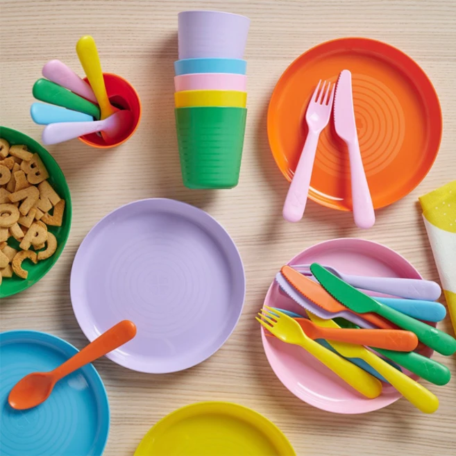 키즈 어린이 플라스틱 식기세트 그릇 접시 식기도구 컵 1세트(접시6개+그릇6개+컵6개+식기도구18종)-비비드컬러, 1개, 1세트(접시6+그릇6+컵6+식기도구18), 다양한색 - 쿠팡
