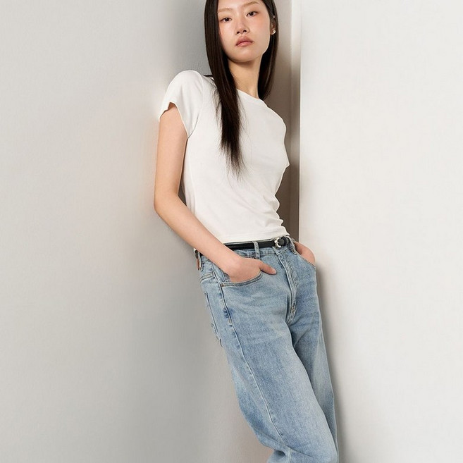 제너럴아이디어 WOMAN 슬림 크루넥 반팔티 4COL WBE2L01512 133803
