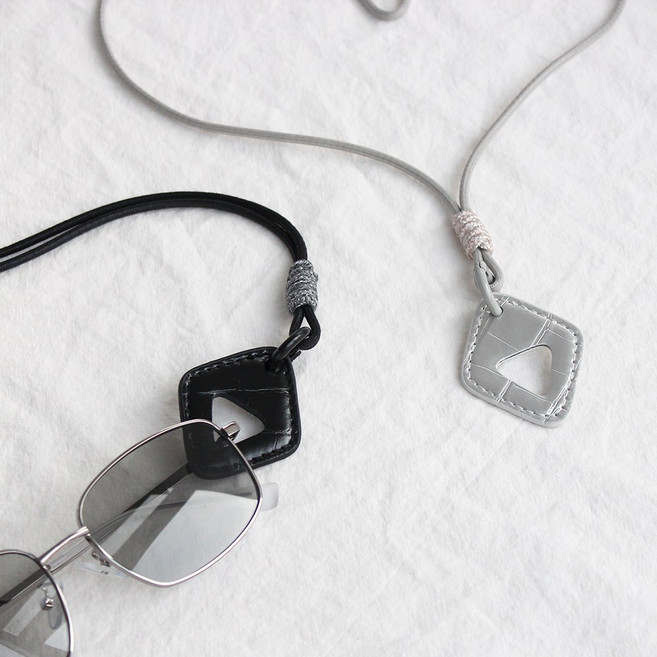 안경/선글라스 줄 목걸이 홀더 탈부착 마름모 안경걸이 2개