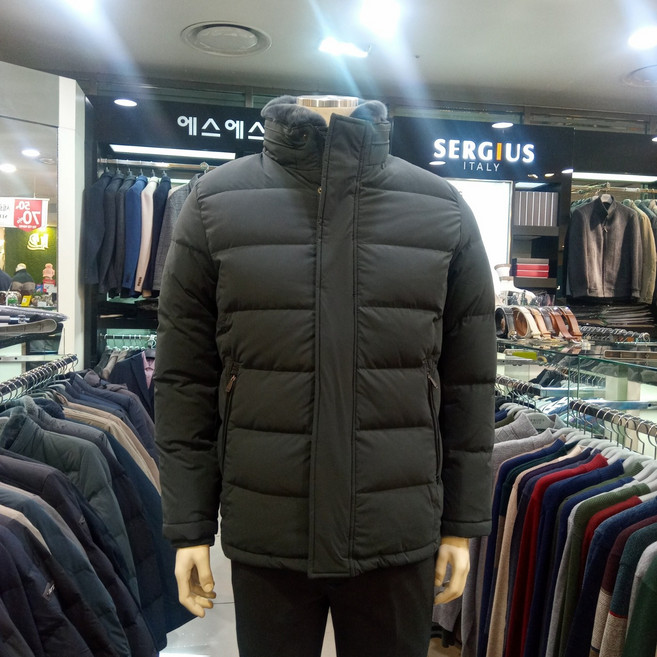 [F/W 이월 초특가] 세르지오 에스에스패션 남성 캐주얼 겨울 초특가할인 멋스러운 디자인 카라토끼털탈부착 완변한 보온력 거위털 구스다운 패딩 점퍼