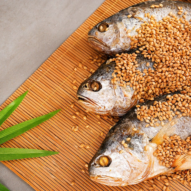 영광 법성포 녹차로 냄새잡은 찜보리굴비(특)31-32cm 선물세트, 1박스, 가정용10미