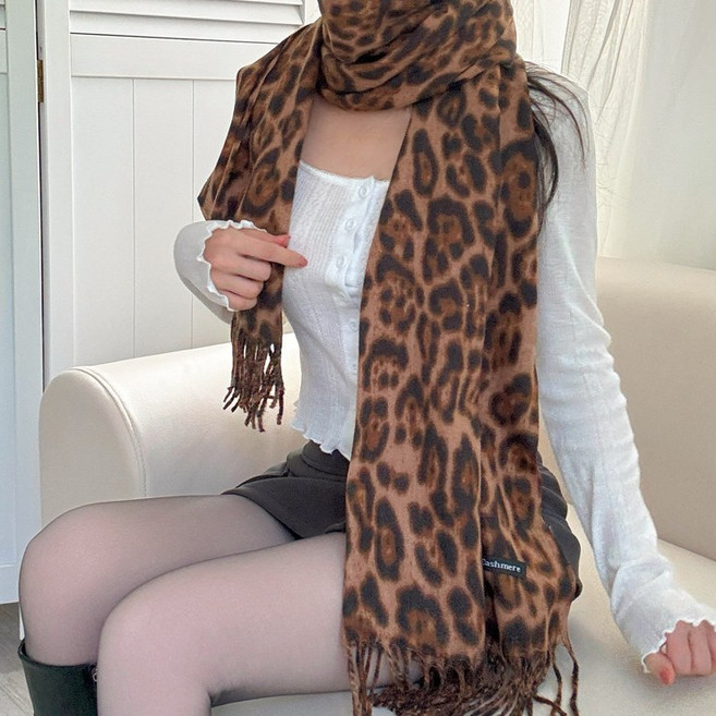 어나더뷰 2908 [3컬러/보들] 러플 호피 머플러 레오파드 간절기 겨울 목도리 숄 태슬 수술 커플 남녀공용
