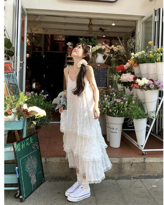 新款海邊度假蕾絲吊帶連衣裙女 甜美小眾設計 白色 L