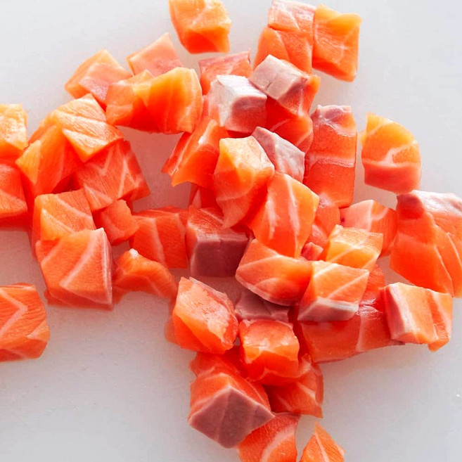 연어 순살 큐브 연어포케 샐러드 연어회 500g, 포케용연어큐브500g, 1개