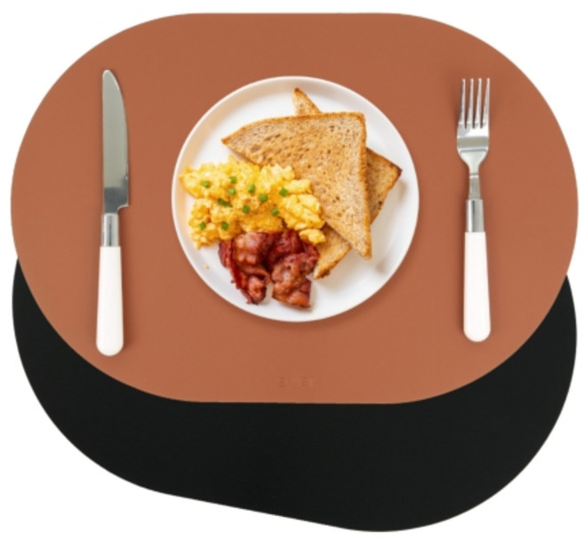 에비에르 가죽 방수 테이블 식탁 매트 2p, 카멜+블랙, 44x30cm, 1세트