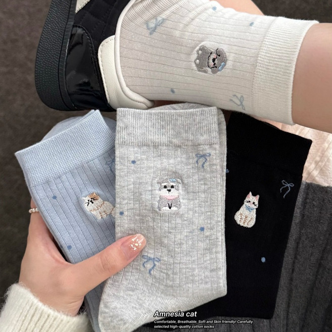 Banjiwu 여성 양말 귀여운 자수 겨울 양말 장목 양말 중목 양말 운동 패션 면 양말 4족 세트