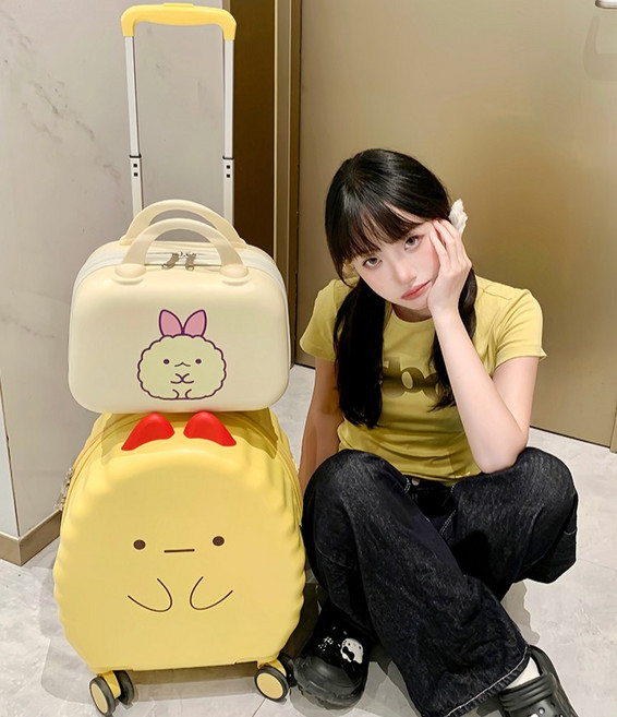 귀여운 노랑 캐릭터 캐리어 기내용 새우 여행가방 20인치