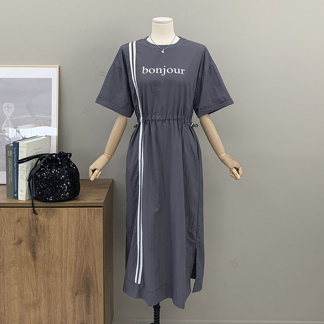 [행복여] 스포티 띠줄 배색 레터링 아노락 루즈핏 반팔 원피스