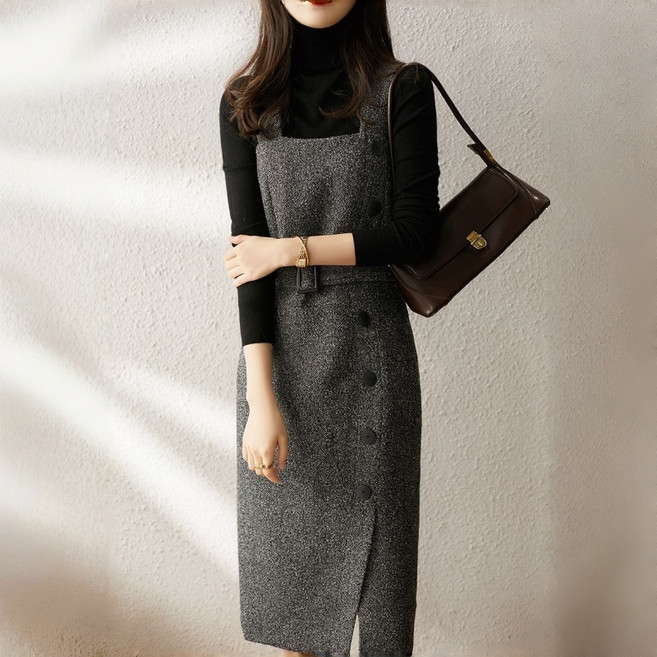 AOKADA 여성 가을 겨울 슬림핏 언밸단추 앞트임 스트랩 멜빵 원피스