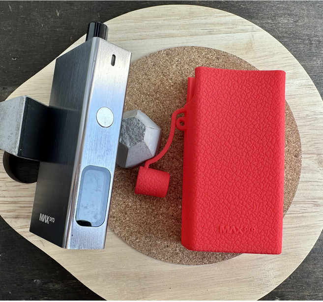 레더크레프트 유웰 발라리안맥스프로 전용 실리콘케이스 위생캡덮개 포함, 1개, 레드