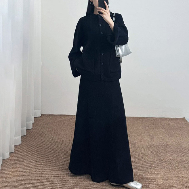 스토리원 WM-FWTP002 여성 오버핏 가디건 니트 롱 스커트 셋업 세트