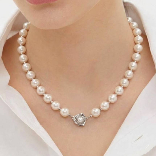 여성 고급진주목걸이 스와로브스키 크림 진주목걸이 10mm 장미장식