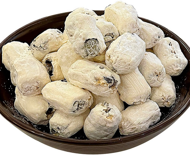 50년 전통의 맛. 이에 달라붙지 않는 고소하고 맛있는 검은콩엿 건강한 간식 전통간식 선물용 엿, 5개, 80g