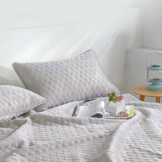 Belle Vie 冰絲涼感墊 乳膠QQ墊 多色可選 遊戲墊/瑜珈墊/保潔墊 絲滑舒適