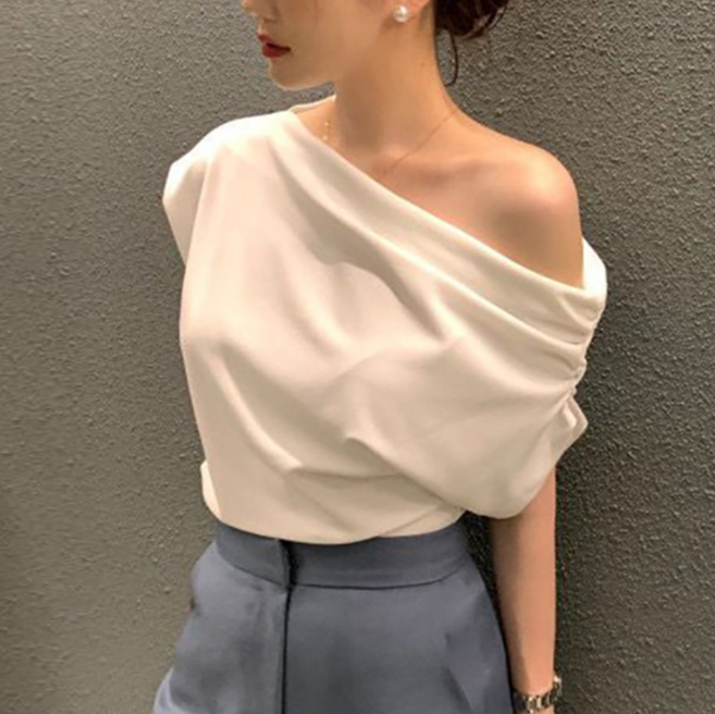 미소르 언발란스 숄넥 블라우스