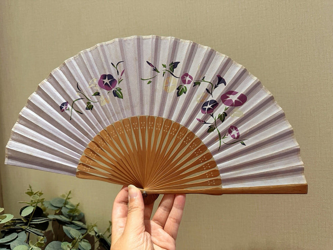 牽牛花紙扇 一層紙一層布 扇骨竹子 單面 展開37cm, 如圖所示, 1個