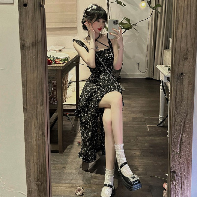 (고품질 추천) 여성 플라워 스퀘어넥 프릴 허리꼬임 언밸 원피스 여름 편한 쉬폰 스트랩 모던 이쁜 날씬해보이는 프렌치 우아한 로맨틱 끈나시 검정 찰랑 a라인 스커트 데이트룩 원피스