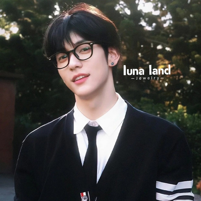 VERA 幻彩六角星耳環 復古冷淡風耳飾 個性耳骨夾 潮男禮物推薦