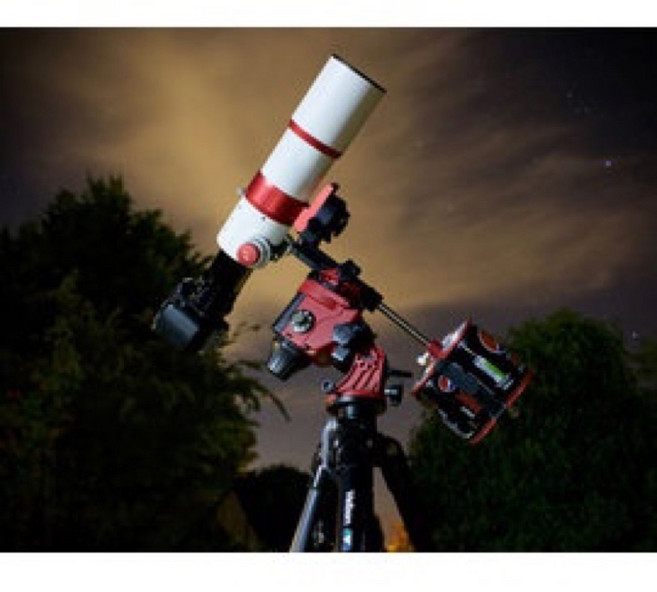 Sky-Watcher William Zenithstar 61APO 高級螢石ED折射式天文望遠鏡, 1個