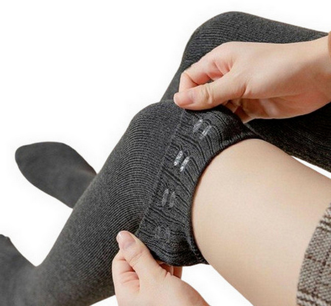 앨오앤지절대 흘러내리지 않는 실리콘 오버 니삭스 53cm 긴양말 3컬레