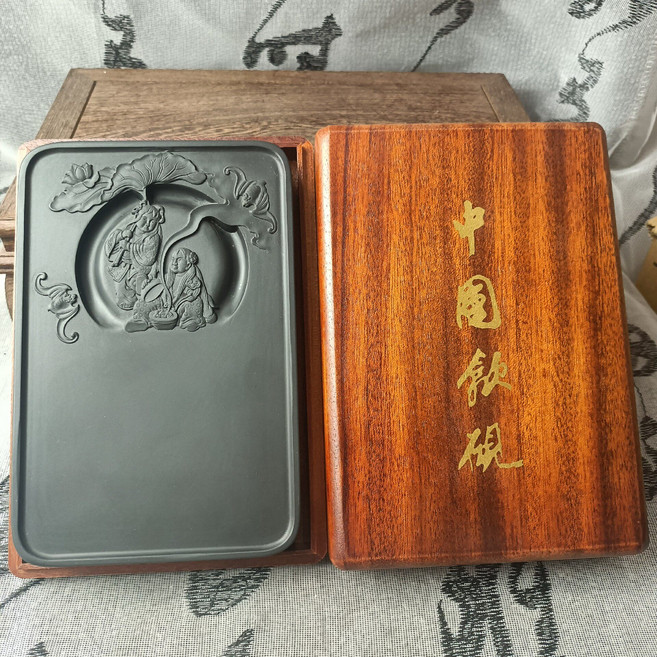 和合二仙 歙硯龍潭坑黑玉 硯台 17.9 x 11.8 x 3cm, 1個