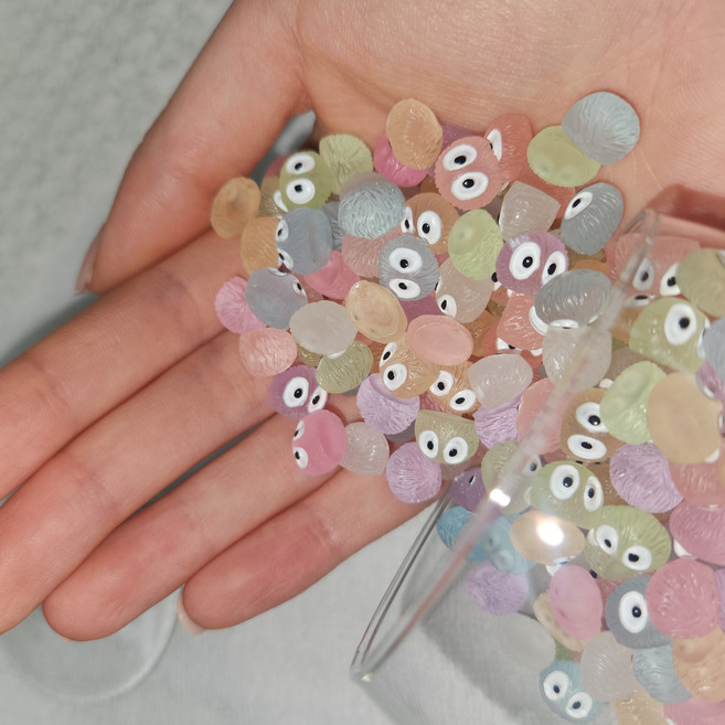 자동차 대시보드 연탄벌레 20P 테라리움 꾸미기 센과치히로 먼지 피규어 장식품 선물, 컬러(야광), 1개