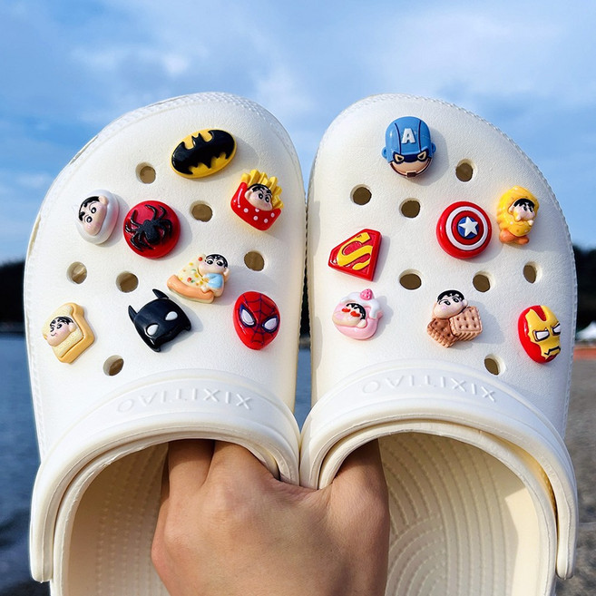 동행 짱구와슈퍼히어로 파츠 15pcs 귀여운 캐릭터 슬리퍼 꾸미기 DIY 악세사리