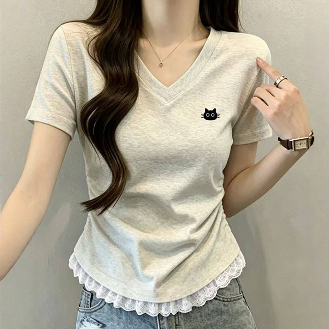 ROYALBELLE 여성 브이넥 레이스밑단 슬림핏 반팔 티셔츠