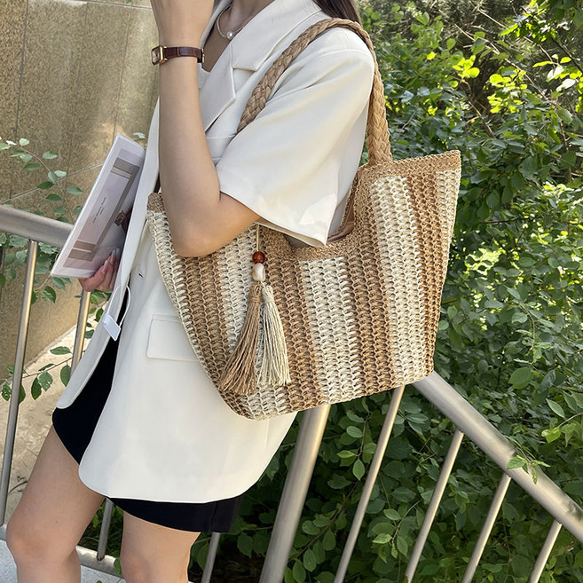 COSYEVNO 뜨개질 핸드백 캐주얼 바캉스룩 통근 트랜드 여사 대용량 숄더백