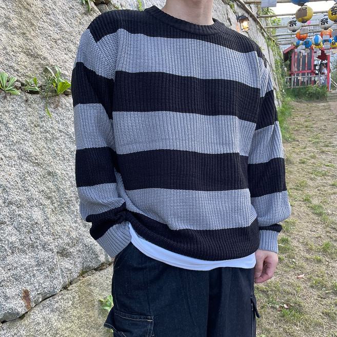 남자 오버핏 스트라이프 단가라 크로플 니트