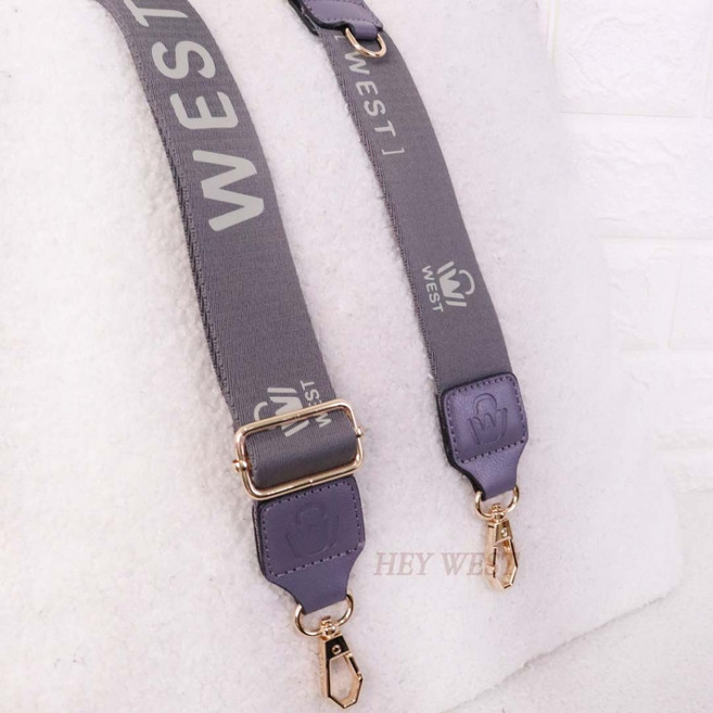 WEST 厚磅印花斜背包寬背帶 可調式可掛小物