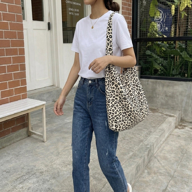 비니오 데일리 레오파드 숄더 에코백 가벼운 캔버스 호피무늬 가방