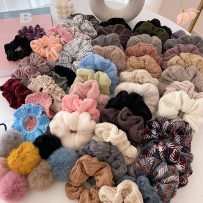아트박스/미니멜로즈 [국내생산/사은품증정] 밍크 퍼 곱창 헤어끈 폼폼 머리끈 스크런치 벨벳 니트 헤어슈슈