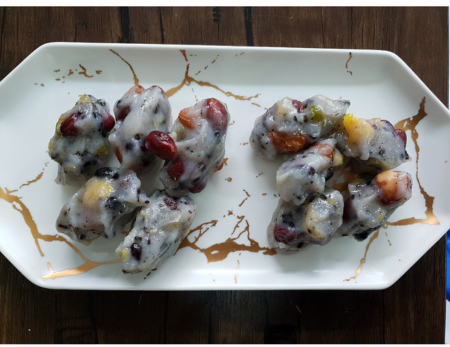 [김해][미소떡방] 고소하고 영양가득한 콩모듬송편 1kg 담백 고소한떡 식사대용 등산간식, 1개