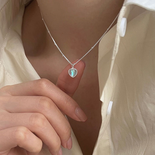 JinG 925純銀項鍊 女 愛心幻彩月光石 鎖骨鏈 韓版簡約銀鍊