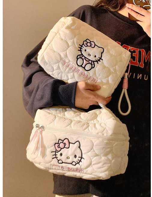 헬로키티 퀼팅 자수 화장품 파우치 산리오 수납 가방