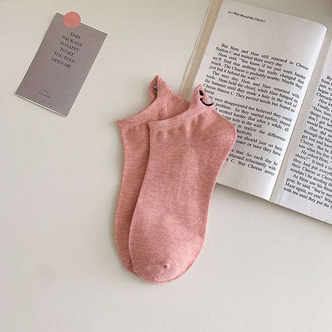 成人笑臉刺繡船襪