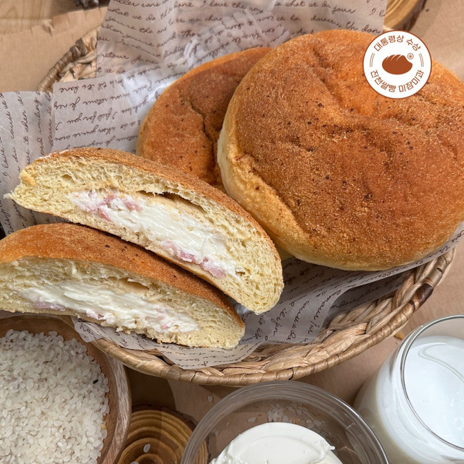 [진천쌀빵 미잠미과] 양파 베이컨 쌀빵 (소) 100g, 1개