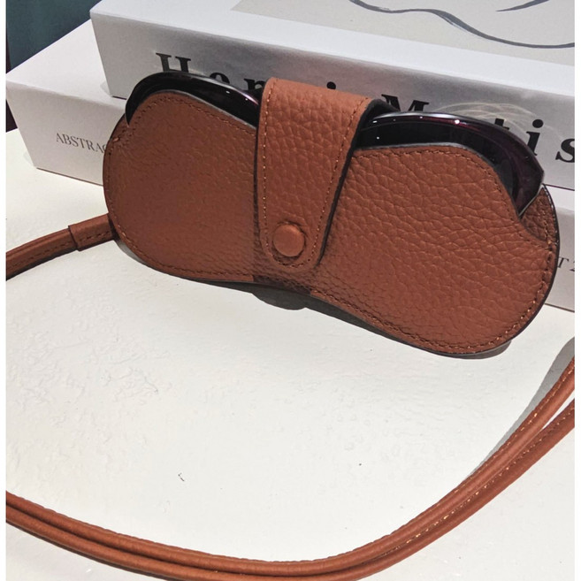 벨라로그 천연 소가죽 안경케이스 목걸이형 뒷면 디링 큰사이즈 가능