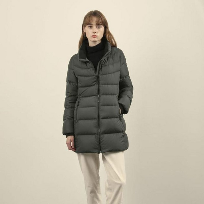 올리비아로렌 MG01 24겨울 경량 슬림라인 하프 구스 점퍼 VVPKD4W9461