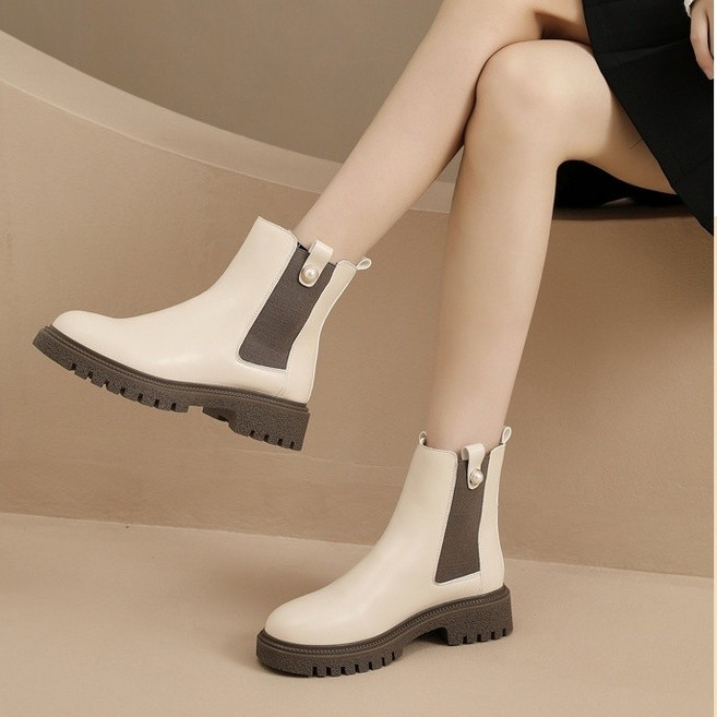 指尖女子小屋 馬丁靴 黑色切爾西短靴 女鞋 厚底皮靴 時尚單靴