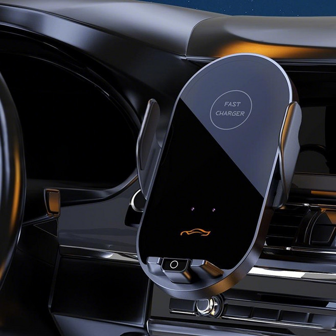 맥세이프 자동 센서 감지 고속 무선 충전 핸드폰 차량용 거치대 360도 회전, 블랙, 1개