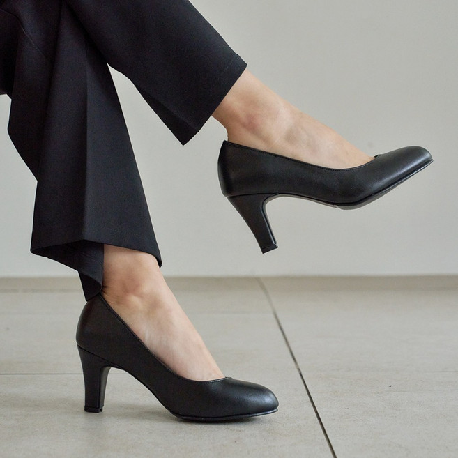 더웨이나인 여성 면접 구두 승무원 발편한 펌프스 빅사이즈 둥근코 고급