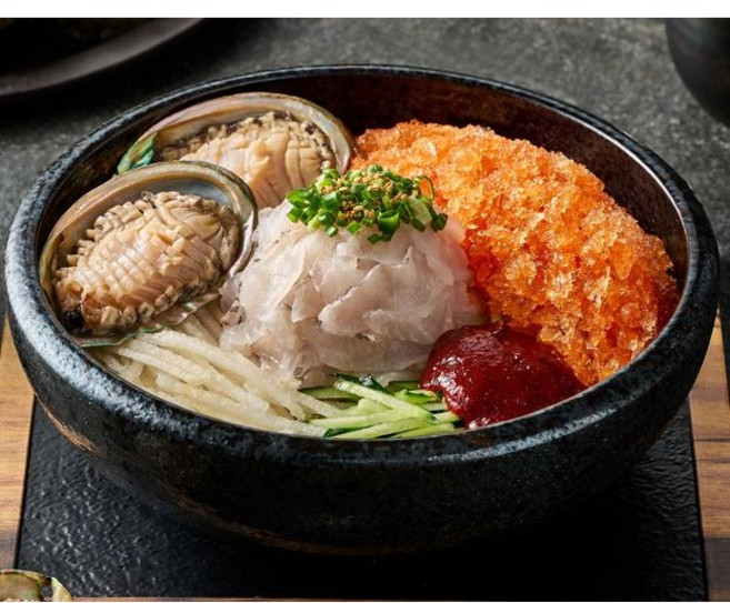 포항 마라도회식당 최강달인 물회 맛집 38년 전통 백년가게 우럭 전복 물회세트 물회육수 캠핑음식 밀키트, 최강달인물회(우럭+전복), 1개