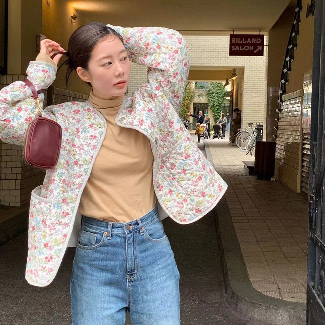 WPUY 패딩 노카라패딩 여성 귀여운 꽃무늬 빈티지 자켓 아우터 꽃패턴 누빔 퀼팅 패딩 슬림핏 숏 따뜻한 아우터 상의